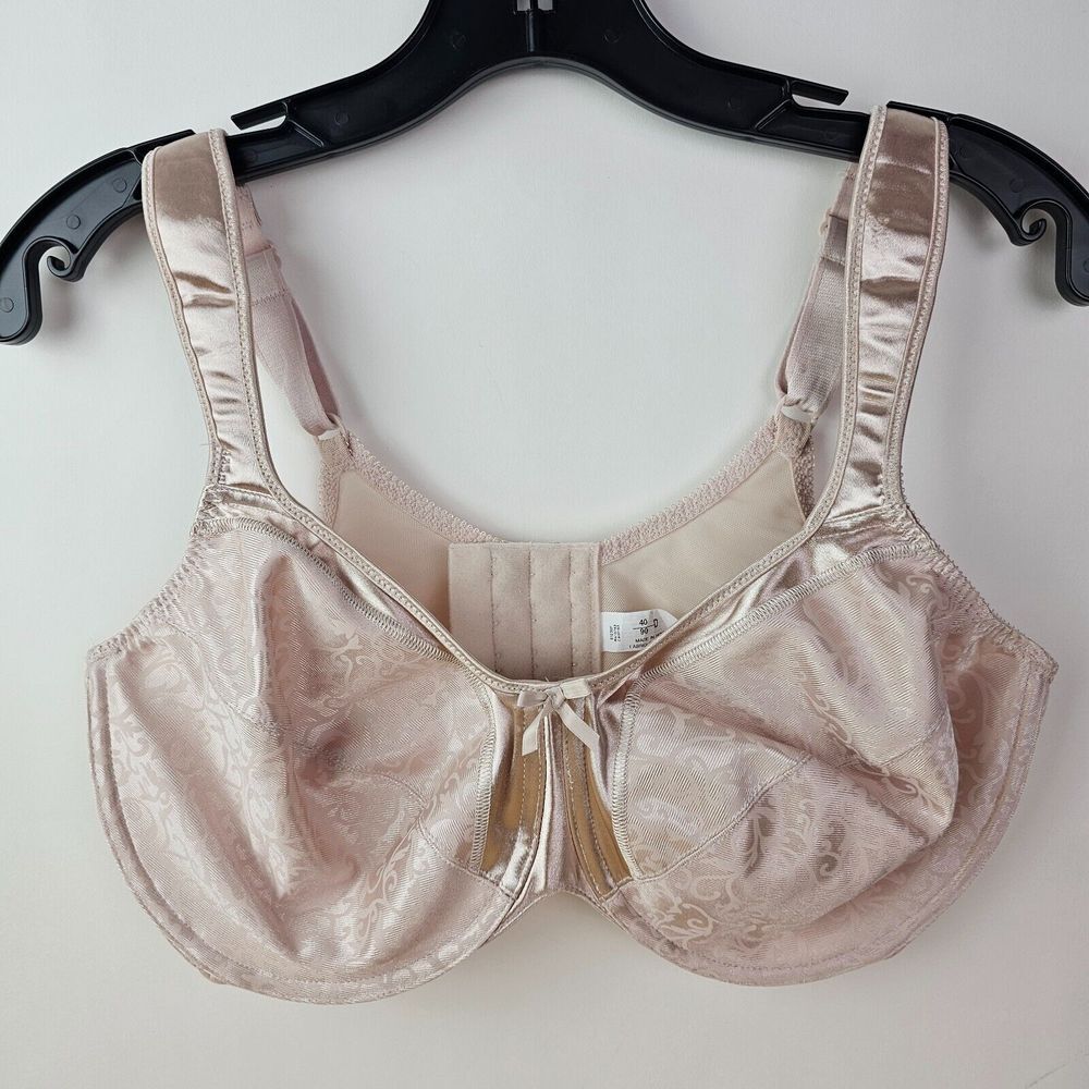 BALI Size 40D Beige Minimizer Satin Tracings Comfort Strap‎ Underwire Bra 3562